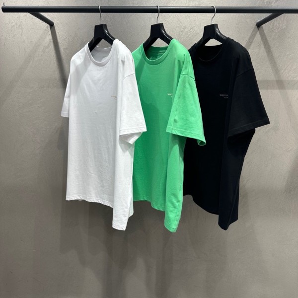 우영미 시그니처 스퀘어 가죽라벨 티셔츠 - 3 Color-레플리카 사이트 쇼핑몰