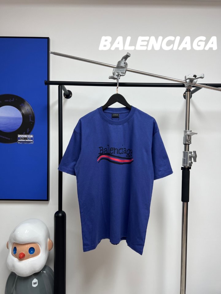 [BALENCIAGA] 발렌시아가 23SS 핸드 드로운 웨이브 로고 반팔티