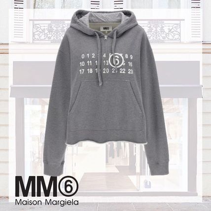 메종 마르지엘라 23FW MM6 넘버드 쿼터 지퍼 후드티 - 수입