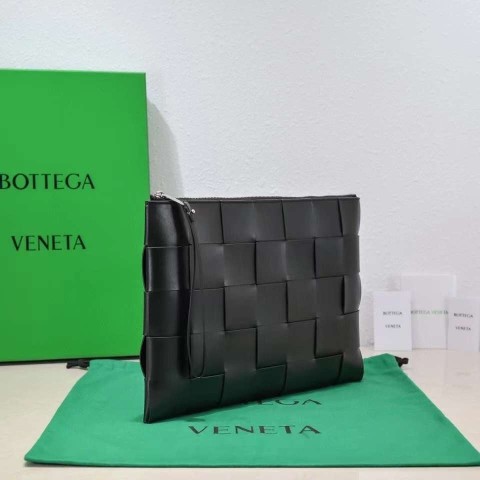 BOTTEGA VENETA 보테가베네타 22FW 카세트 클러치 ( 블랙 )
